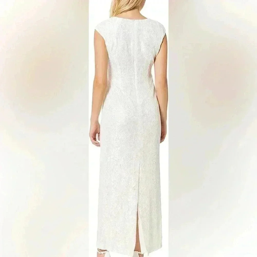 TAHARI Women's‎ Glitter Lace Gown